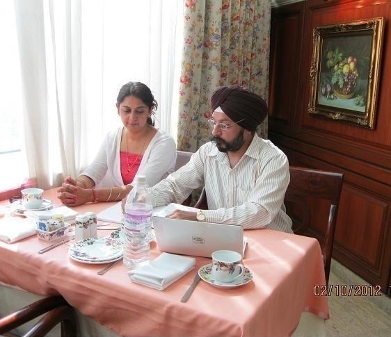 Ms. Sharita Singh Madhav from Johannesburg South Africa, taking Astrology   lessons from Dr.A.S.Kalra<br> in the Lord Curzon Club Lounge at 9th floor of<br> THE ROYAL PLAZA on 19, Ashoka Road, New Delhi
